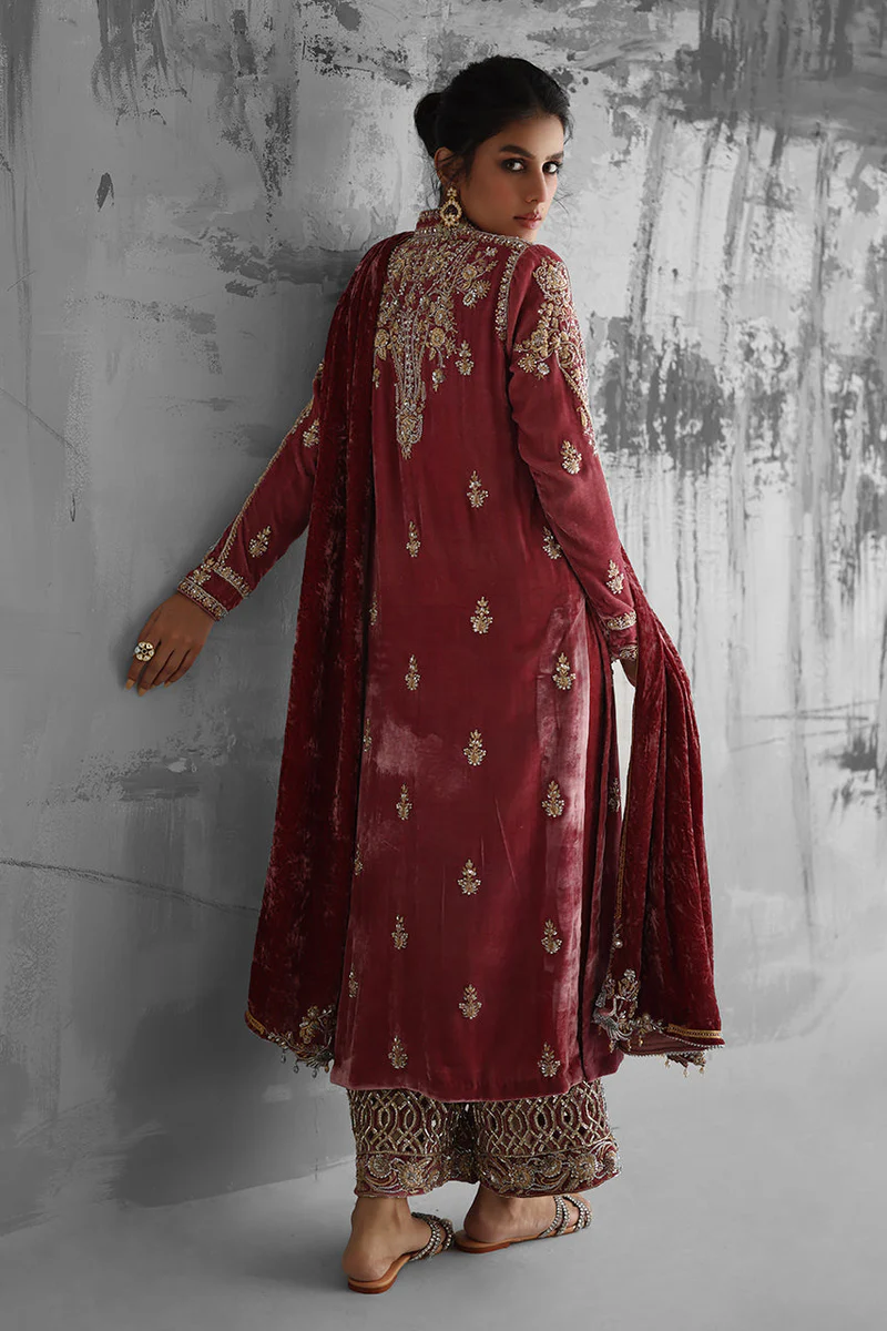 Luxury Rose Pink Pure Velvet Kurta Set - Image 6
